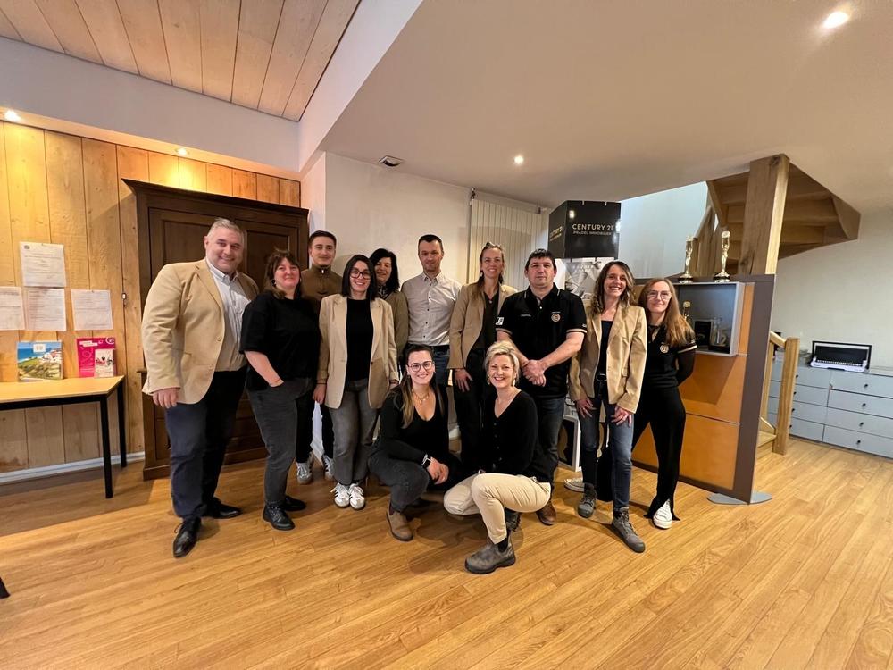 l'équipe de l'agence Pradel Immobilier