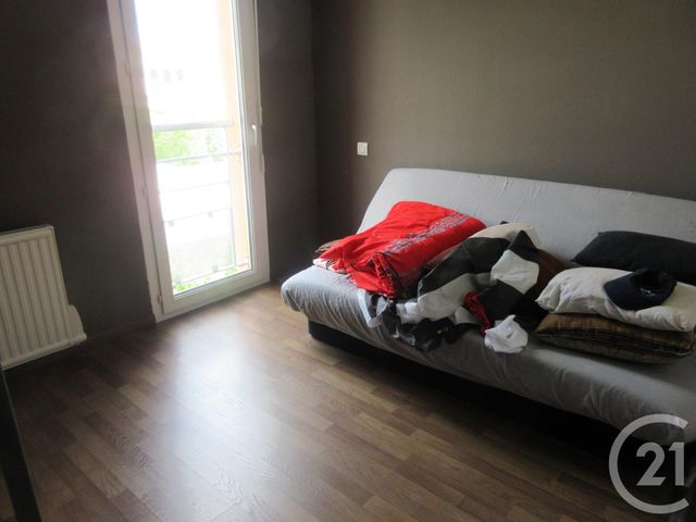 Appartement T3 à louer - 4 pièces - 55.21 m2 - ARPAJON SUR CERE - 15 - AUVERGNE - Century 21 Pradel Immobilier Appartement T3 à louer - 4 pièces - 55.21 m2 - ARPAJON SUR CERE - 15 - AUVERGNE - Century 21 Pradel Immobilier