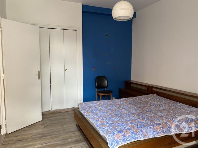 Appartement F2 à vendre - 2 pièces - 59.44 m2 - AURILLAC - 15 - AUVERGNE - Century 21 Pradel Immobilier Appartement F2 à vendre - 2 pièces - 59.44 m2 - AURILLAC - 15 - AUVERGNE - Century 21 Pradel Immobilier