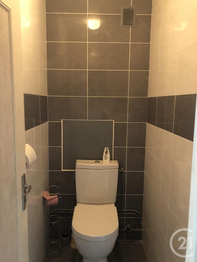 appartement à vendre - 4 pièces - 74.0 m2 - AURILLAC - 15 - AUVERGNE - Century 21 Pradel Immobilier appartement à vendre - 4 pièces - 74.0 m2 - AURILLAC - 15 - AUVERGNE - Century 21 Pradel Immobilier