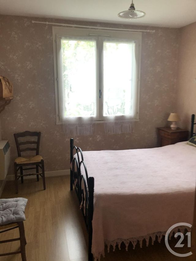 appartement à vendre - 4 pièces - 74.0 m2 - AURILLAC - 15 - AUVERGNE - Century 21 Pradel Immobilier appartement à vendre - 4 pièces - 74.0 m2 - AURILLAC - 15 - AUVERGNE - Century 21 Pradel Immobilier
