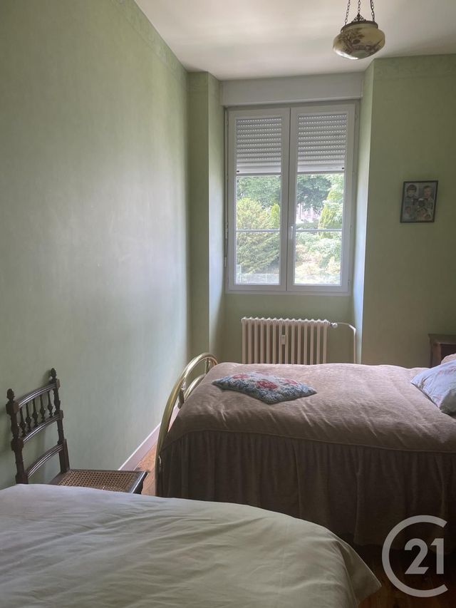 Afficher la photo en grand Appartement F6 à vendre - 6 pièces - 114.0 m2 - AURILLAC - 15 - AUVERGNE - Century 21 Pradel Immobilier