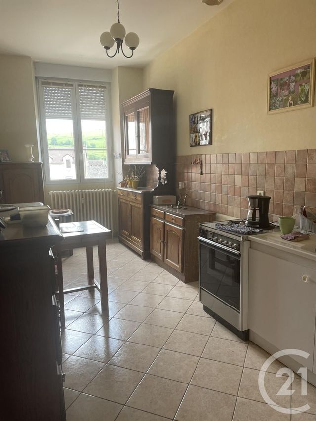 Afficher la photo en grand Appartement F6 à vendre - 6 pièces - 114.0 m2 - AURILLAC - 15 - AUVERGNE - Century 21 Pradel Immobilier