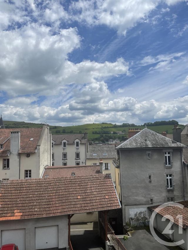 Afficher la photo en grand Appartement F6 à vendre - 6 pièces - 114.0 m2 - AURILLAC - 15 - AUVERGNE - Century 21 Pradel Immobilier