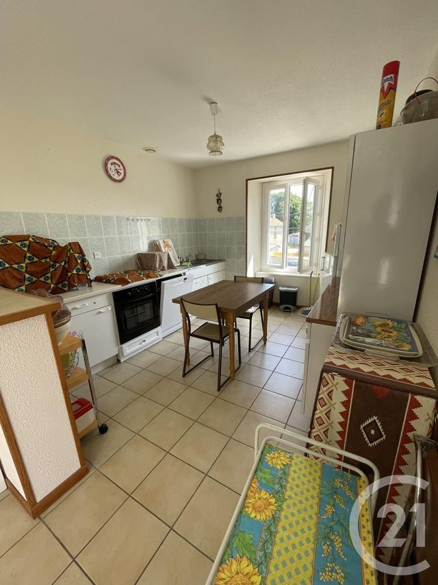 Afficher la photo en grand maison à vendre - 7 pièces - 90.0 m2 - GLENAT - 15 - AUVERGNE - Century 21 Pradel Immobilier