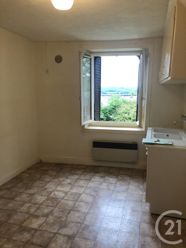 Afficher la photo en grand maison à vendre - 2 pièces - 55.0 m2 - ST ILLIDE - 15 - AUVERGNE - Century 21 Pradel Immobilier