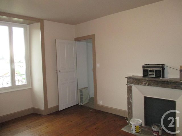 Afficher la photo en grand maison à louer - 6 pièces - 190.0 m2 - YTRAC - 15 - AUVERGNE - Century 21 Pradel Immobilier
