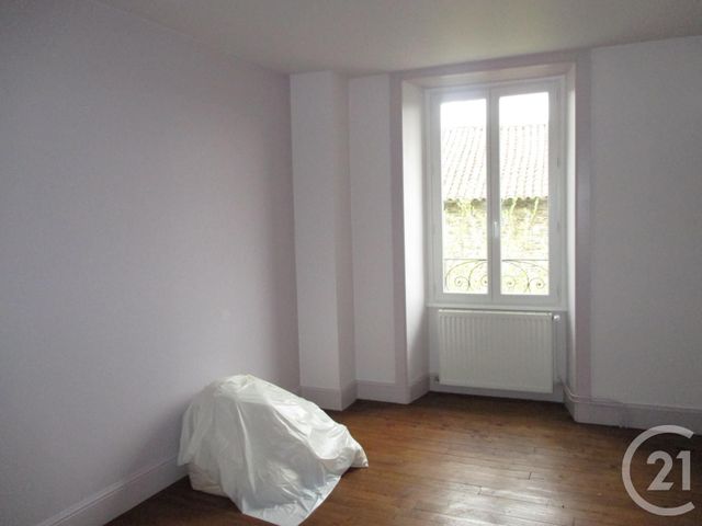 Afficher la photo en grand maison à louer - 6 pièces - 190.0 m2 - YTRAC - 15 - AUVERGNE - Century 21 Pradel Immobilier