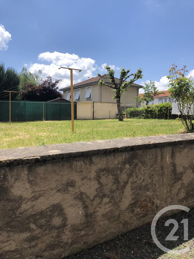 Afficher la photo en grand appartement à vendre - 4 pièces - 76.68 m2 - AURILLAC - 15 - AUVERGNE - Century 21 Pradel Immobilier
