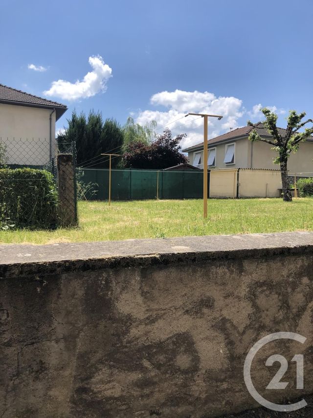 Afficher la photo en grand appartement à vendre - 4 pièces - 76.68 m2 - AURILLAC - 15 - AUVERGNE - Century 21 Pradel Immobilier
