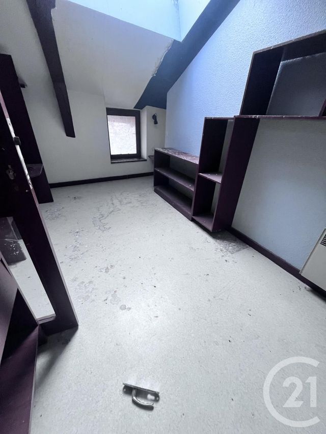 Appartement T3 à vendre - 5 pièces - 61.13 m2 - AURILLAC - 15 - AUVERGNE - Century 21 Pradel Immobilier