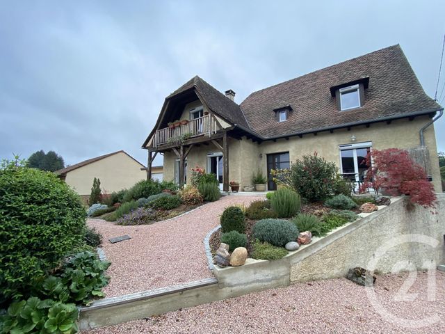 maison à vendre - 6 pièces - 171.0 m2 - LAROQUEBROU - 15 - AUVERGNE - Century 21 Pradel Immobilier