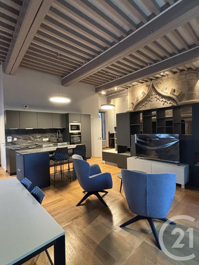 Appartement Studio à louer - 1 pièce - 71.0 m2 - AURILLAC - 15 - AUVERGNE - Century 21 Pradel Immobilier