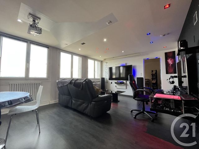 Appartement F4 à vendre - 4 pièces - 73.1 m2 - AURILLAC - 15 - AUVERGNE - Century 21 Pradel Immobilier