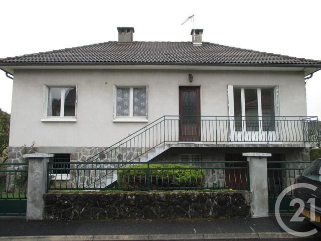 maison à louer - 3 pièces - 79.61 m2 - JUSSAC - 15 - AUVERGNE - Century 21 Pradel Immobilier