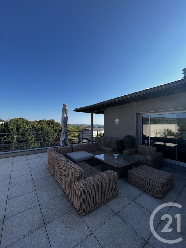 Appartement T5 à louer - 4 pièces - 112.54 m2 - AURILLAC - 15 - AUVERGNE - Century 21 Pradel Immobilier