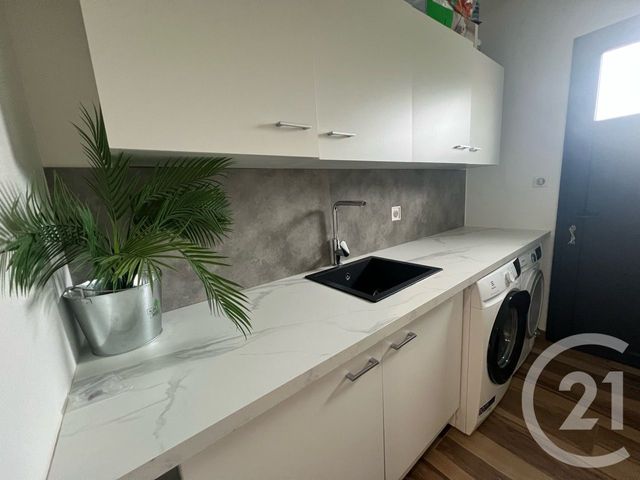 maison à vendre - 8 pièces - 170.0 m2 - ARPAJON SUR CERE - 15 - AUVERGNE - Century 21 Pradel Immobilier