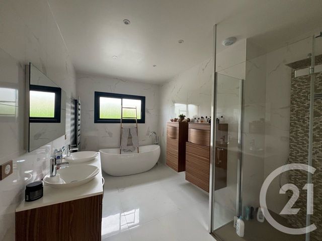 maison à vendre - 8 pièces - 170.0 m2 - ARPAJON SUR CERE - 15 - AUVERGNE - Century 21 Pradel Immobilier