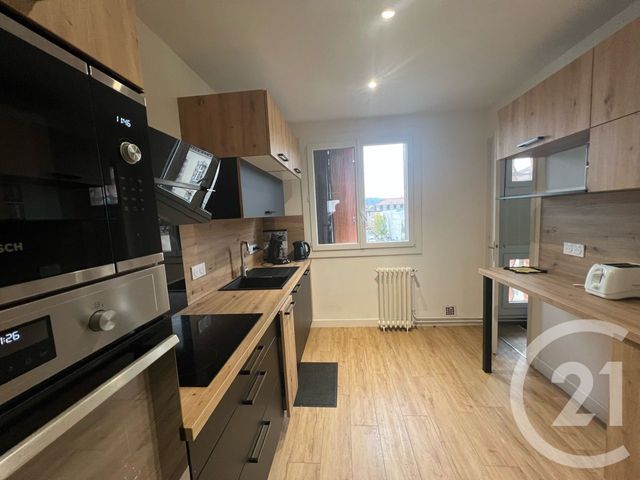 Appartement F4 à vendre - 4 pièces - 88.32 m2 - AURILLAC - 15 - AUVERGNE - Century 21 Pradel Immobilier
