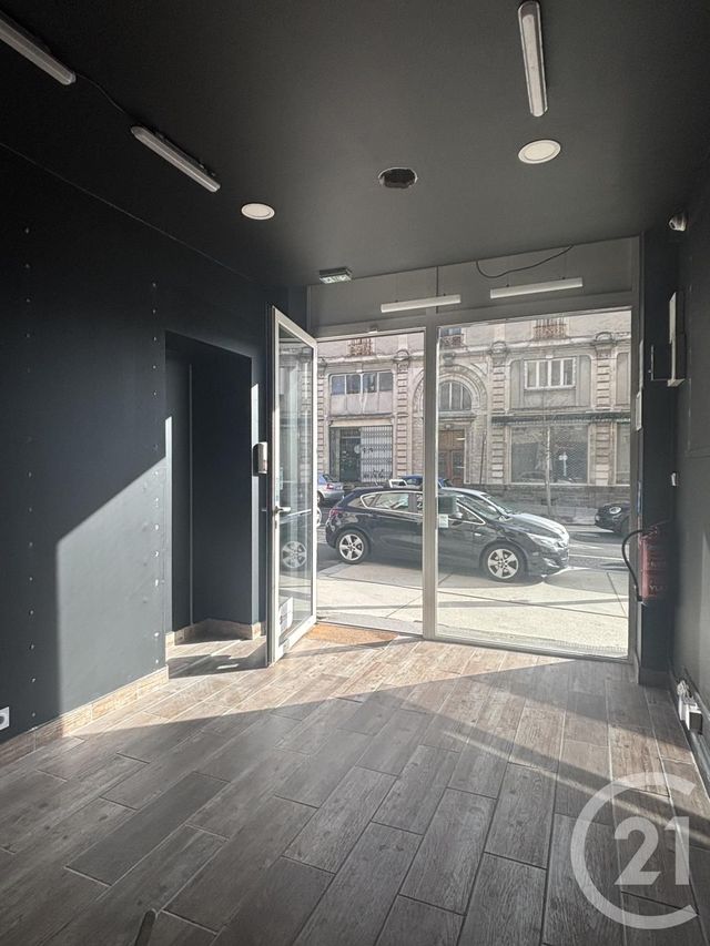 commerce à louer - 27.0 m2 - AURILLAC - 15 - AUVERGNE - Century 21 Pradel Immobilier
