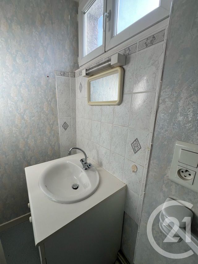 Afficher la photo en grand maison à vendre - 7 pièces - 110.0 m2 - POLMINHAC - 15 - AUVERGNE - Century 21 Pradel Immobilier