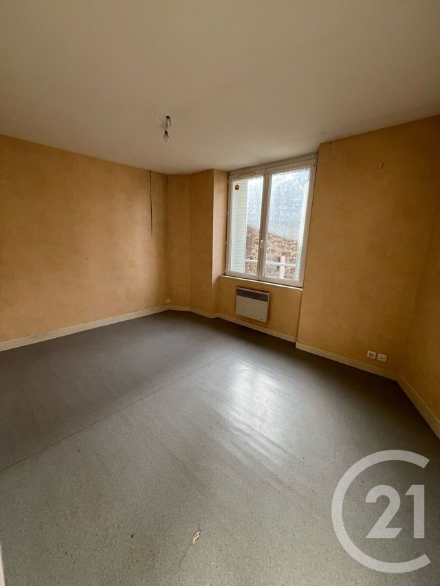 Afficher la photo en grand maison à vendre - 7 pièces - 110.0 m2 - POLMINHAC - 15 - AUVERGNE - Century 21 Pradel Immobilier