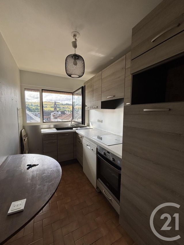 Appartement T4 à louer - 4 pièces - 71.37 m2 - AURILLAC - 15 - AUVERGNE - Century 21 Pradel Immobilier