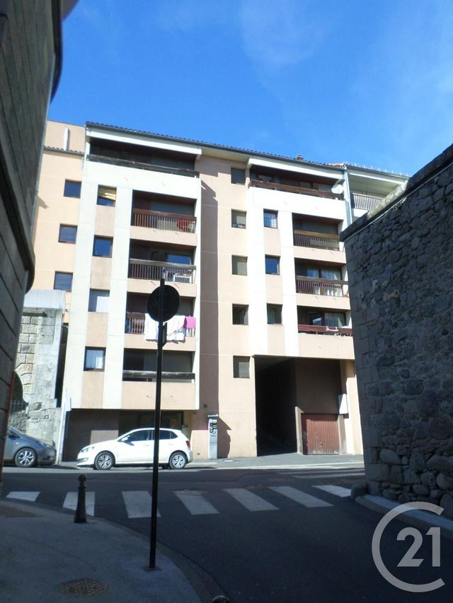 Appartement T4 à louer - 4 pièces - 71.37 m2 - AURILLAC - 15 - AUVERGNE - Century 21 Pradel Immobilier