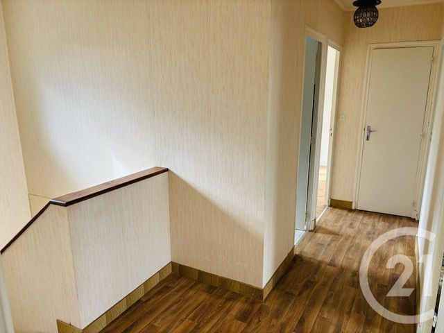 maison à vendre - 5 pièces - 108.0 m2 - VIC SUR CERE - 15 - AUVERGNE - Century 21 Pradel Immobilier