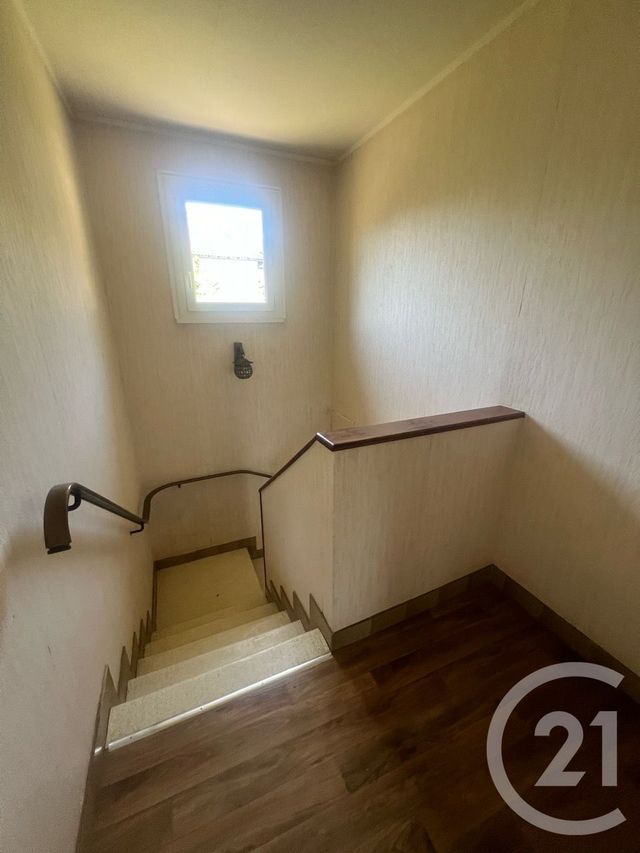 maison à vendre - 5 pièces - 108.0 m2 - VIC SUR CERE - 15 - AUVERGNE - Century 21 Pradel Immobilier