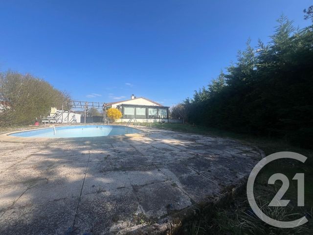 maison à vendre - 7 pièces - 180.0 m2 - AURILLAC - 15 - AUVERGNE - Century 21 Pradel Immobilier