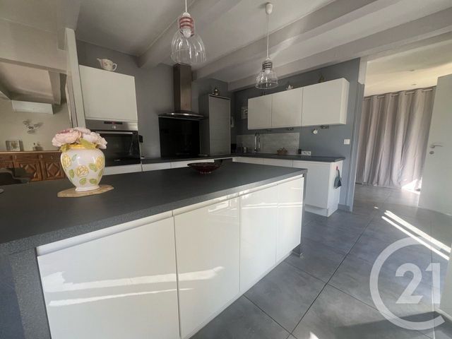 maison à vendre - 7 pièces - 180.0 m2 - AURILLAC - 15 - AUVERGNE - Century 21 Pradel Immobilier