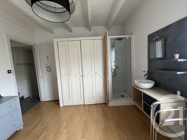 Afficher la photo en grand maison à vendre - 7 pièces - 180.0 m2 - AURILLAC - 15 - AUVERGNE - Century 21 Pradel Immobilier