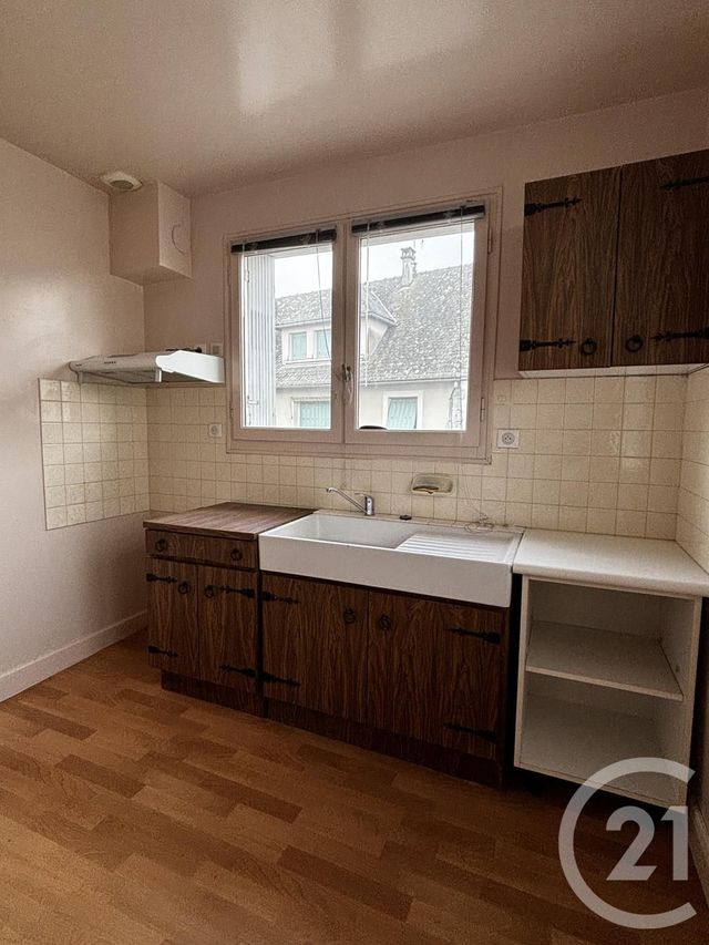 Appartement F4 à louer LAFEUILLADE EN VEZIE