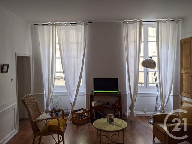 Appartement T4 à vendre - 4 pièces - 79.31 m2 - AURILLAC - 15 - AUVERGNE - Century 21 Pradel Immobilier