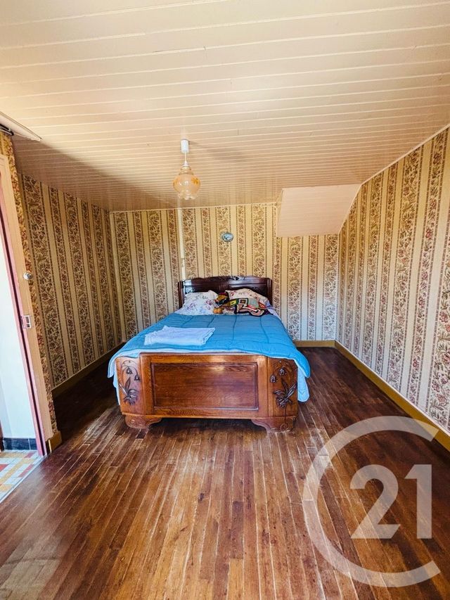 maison à vendre - 5 pièces - 94.0 m2 - CARLAT - 15 - AUVERGNE - Century 21 Pradel Immobilier