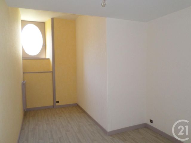 Appartement T3 à louer - 3 pièces - 71.0 m2 - AURILLAC - 15 - AUVERGNE - Century 21 Pradel Immobilier
