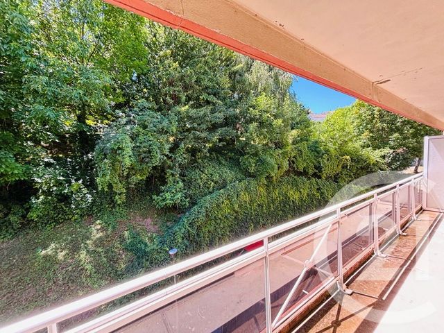 Afficher la photo en grand Appartement F3 à vendre - 3 pièces - 59.63 m2 - AURILLAC - 15 - AUVERGNE - Century 21 Pradel Immobilier