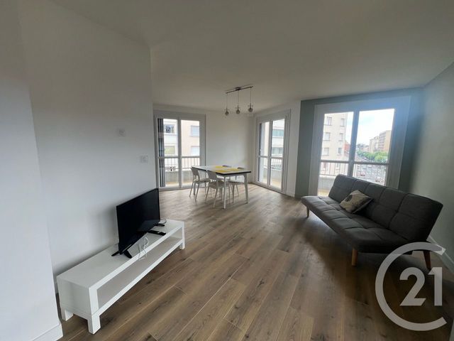 Appartement F5 à vendre - 6 pièces - 94.0 m2 - AURILLAC - 15 - AUVERGNE - Century 21 Pradel Immobilier