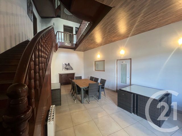 maison à vendre - 9 pièces - 350.0 m2 - AURILLAC - 15 - AUVERGNE - Century 21 Pradel Immobilier