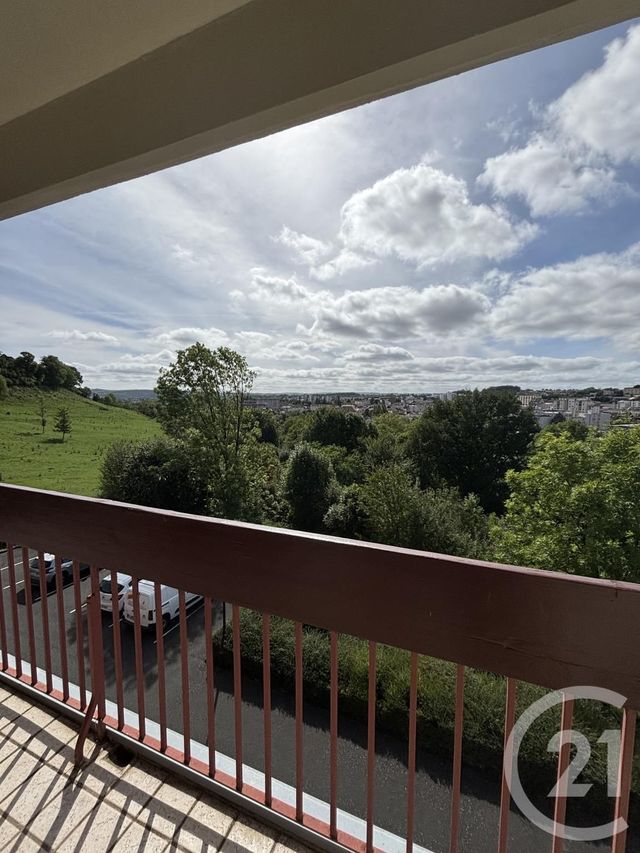Appartement T3 à louer - 3 pièces - 65.0 m2 - AURILLAC - 15 - AUVERGNE - Century 21 Pradel Immobilier