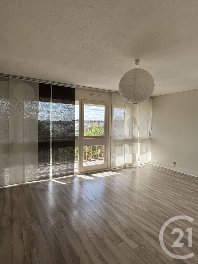 Appartement T3 à louer AURILLAC