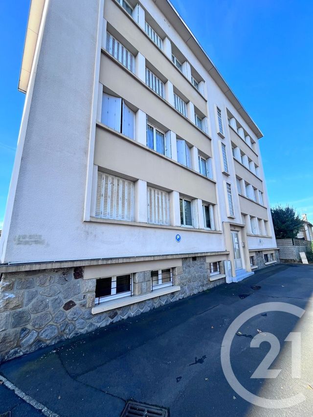 Appartement T4 à vendre - 5 pièces - 65.97 m2 - AURILLAC - 15 - AUVERGNE - Century 21 Pradel Immobilier