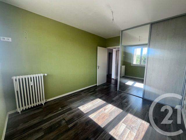 Appartement T4 à vendre - 3 pièces - 75.0 m2 - AURILLAC - 15 - AUVERGNE - Century 21 Pradel Immobilier