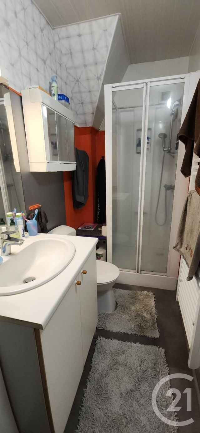 Appartement F4 à vendre - 4 pièces - 85.05 m2 - AURILLAC - 15 - AUVERGNE - Century 21 Pradel Immobilier