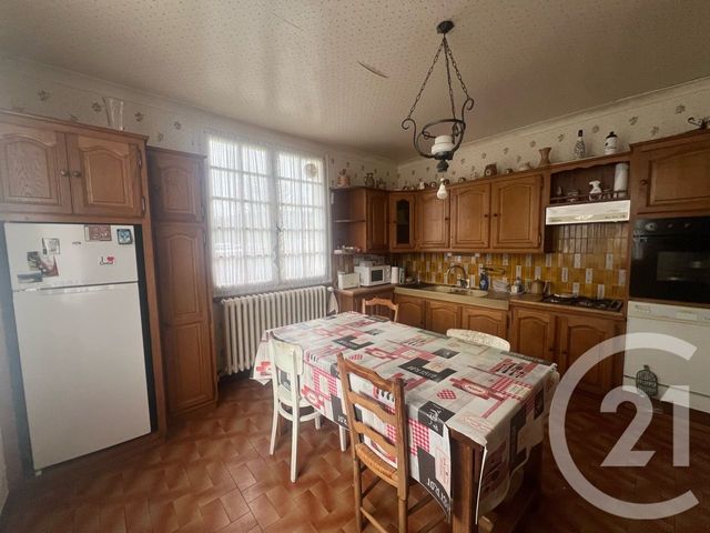 maison à vendre - 8 pièces - 126.98 m2 - ARPAJON SUR CERE - 15 - AUVERGNE - Century 21 Pradel Immobilier