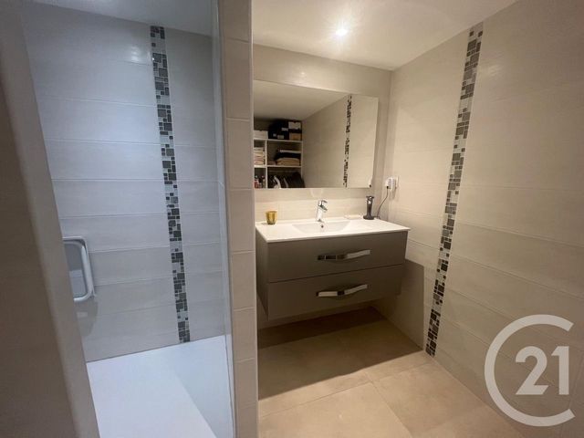 maison à vendre - 7 pièces - 194.0 m2 - AURILLAC - 15 - AUVERGNE - Century 21 Pradel Immobilier