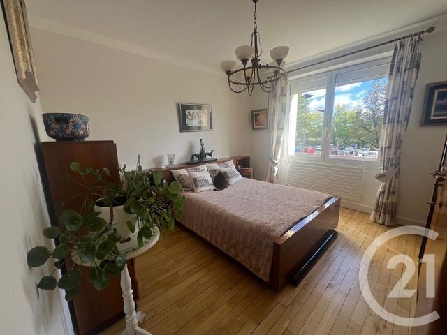 maison à vendre - 7 pièces - 194.0 m2 - AURILLAC - 15 - AUVERGNE - Century 21 Pradel Immobilier