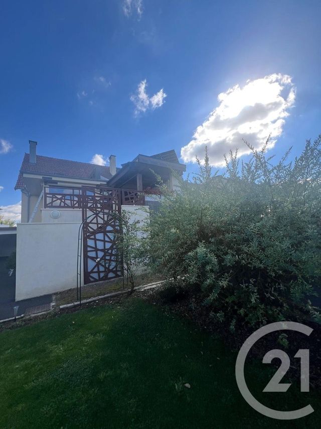 maison à vendre - 7 pièces - 194.0 m2 - AURILLAC - 15 - AUVERGNE - Century 21 Pradel Immobilier