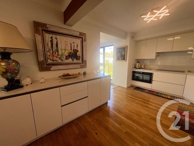 maison à vendre - 7 pièces - 194.0 m2 - AURILLAC - 15 - AUVERGNE - Century 21 Pradel Immobilier